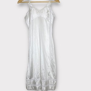 Adonna‎ White Butterfly Lace Slip Dress Bust 28" Length 36"